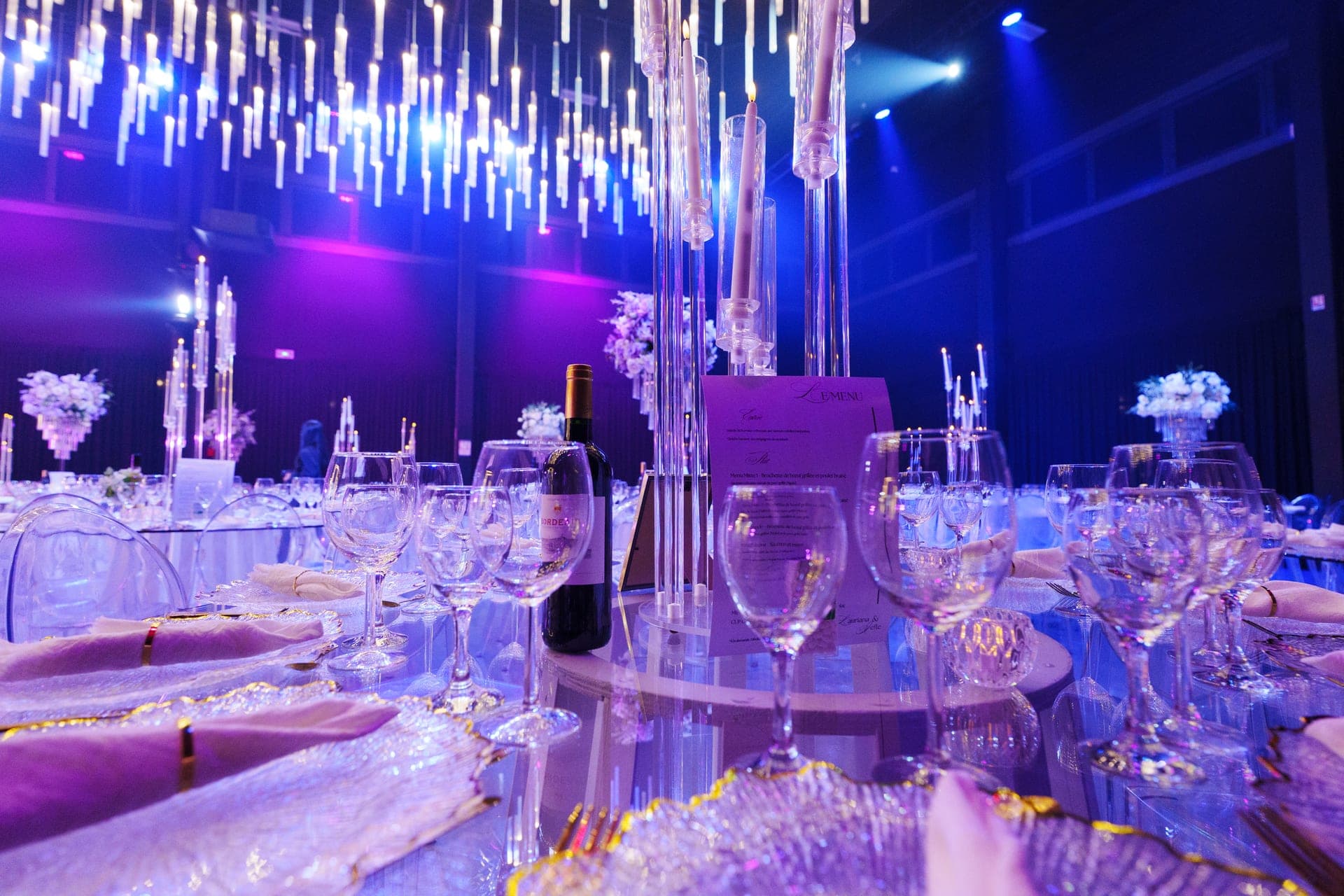 Table dressée avec soin